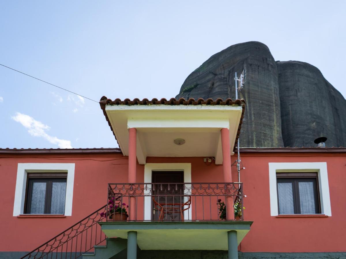 Apartament Fani'S House Under Meteora Kastraki Zewnętrze zdjęcie