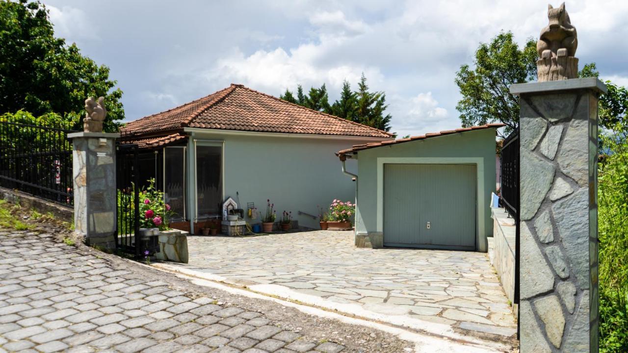 Apartament Fani'S House Under Meteora Kastraki Zewnętrze zdjęcie